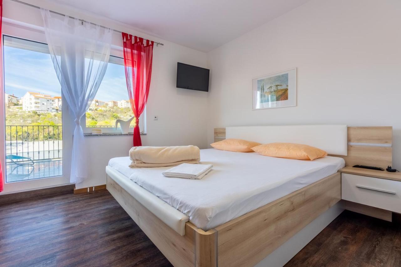 Rimac Apartment And Rooms Novi Vinodolski Esterno foto