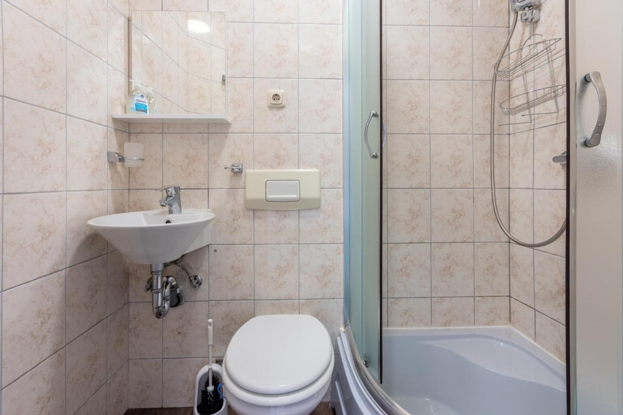 Rimac Apartment And Rooms Novi Vinodolski Esterno foto
